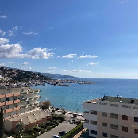 Studio Le Lavandou, 1 Pièce, 4 Personnes - Fr-1-308-161 Appartamento *